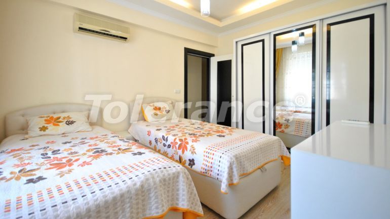 Apartment in City Center, Kemer pool - buy realty in Turkey - 42698