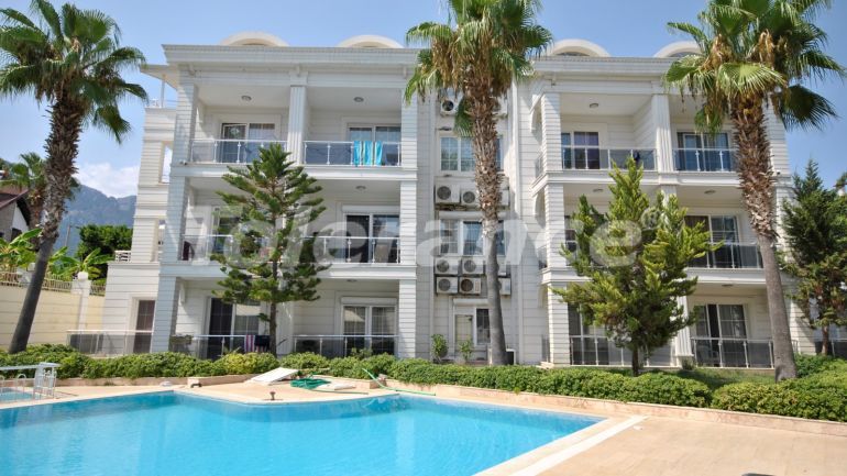 Apartment in City Center, Kemer pool - buy realty in Turkey - 42699