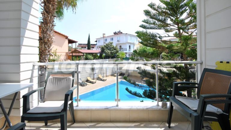 Apartment in City Center, Kemer pool - buy realty in Turkey - 42703