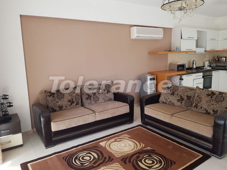 آپارتمان که در کمر استخر - خرید ملک در ترکیه - 107929