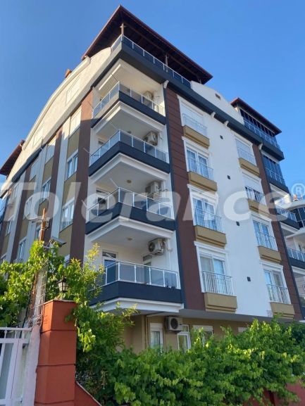 Apartment in Konyaaltı, Antalya with pool - buy realty in Turkey - 100024