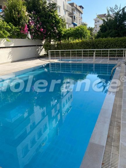 Apartment in Konyaaltı, Antalya with pool - buy realty in Turkey - 100025