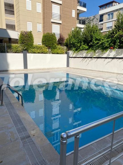 Apartment in Konyaaltı, Antalya with pool - buy realty in Turkey - 100030