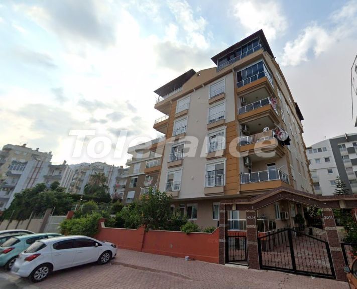 Apartment in Konyaaltı, Antalya with pool - buy realty in Turkey - 100063