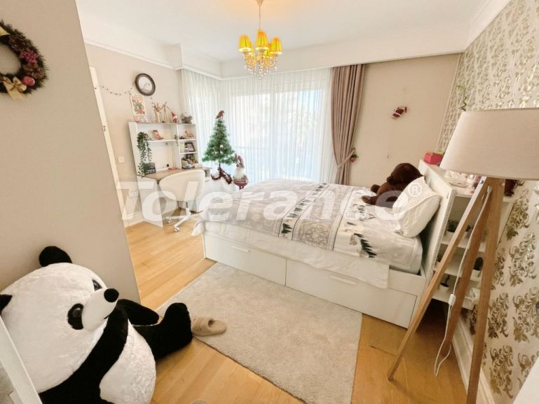 Apartment in Konyaaltı, Antalya with pool - buy realty in Turkey - 101821