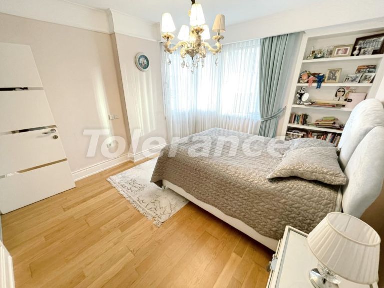 Apartment in Konyaaltı, Antalya with pool - buy realty in Turkey - 101823