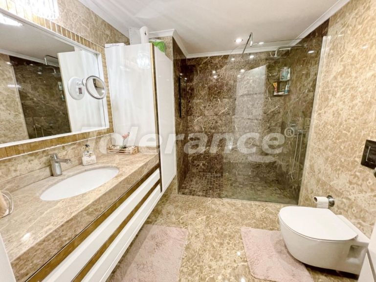 Apartment in Konyaaltı, Antalya with pool - buy realty in Turkey - 101825