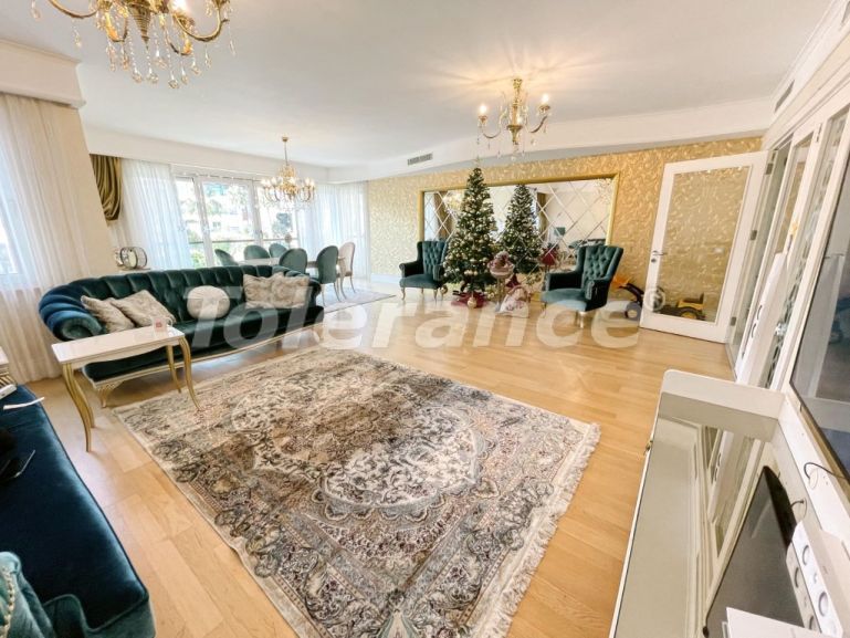 Apartment in Konyaaltı, Antalya with pool - buy realty in Turkey - 101831