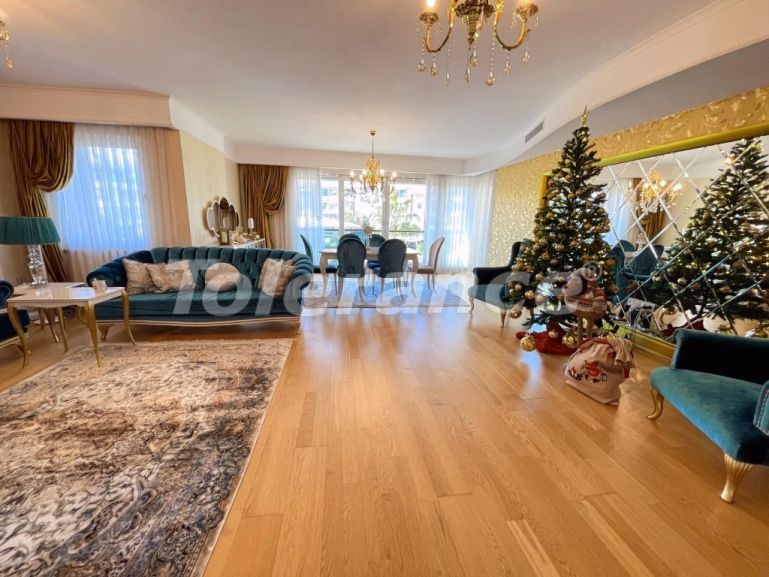 Apartment in Konyaaltı, Antalya with pool - buy realty in Turkey - 101838