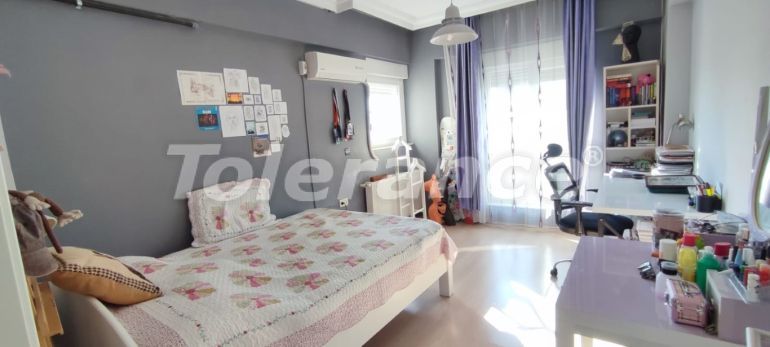 Apartment in Konyaaltı, Antalya with pool - buy realty in Turkey - 102840