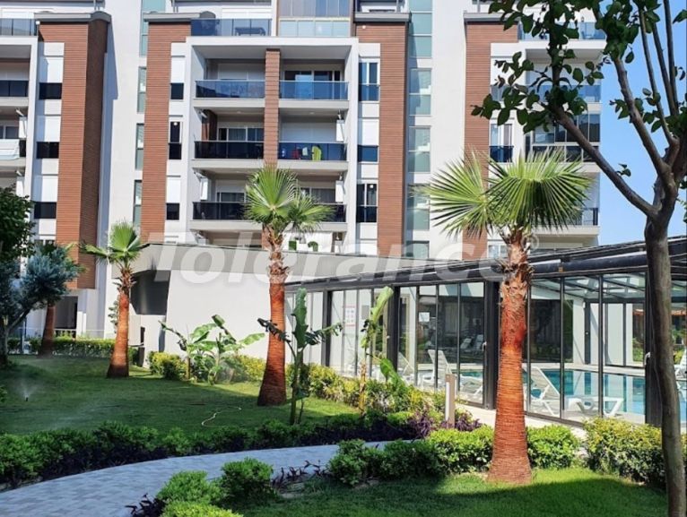 Apartment in Konyaaltı, Antalya with pool - buy realty in Turkey - 102956