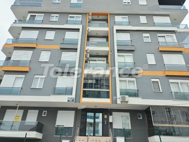 Apartment in Konyaaltı, Antalya with pool - buy realty in Turkey - 103045