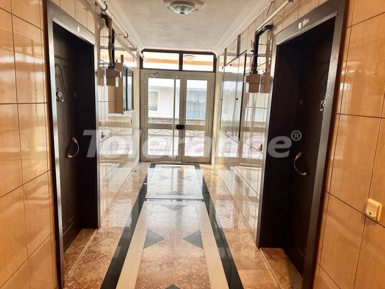 Apartment in Konyaaltı, Antalya - buy realty in Turkey - 106986