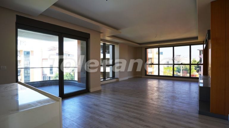 Apartment in Konyaaltı, Antalya with pool - 107343 Apartment in Konyaaltı, Antalya with pool - buy realty in Turkey - 107343