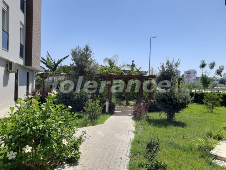 Apartment in Konyaaltı, Antalya with pool - buy realty in Turkey - 109030