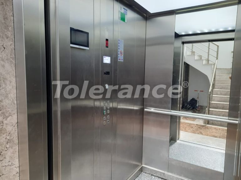 Apartment in Konyaaltı, Antalya with pool - buy realty in Turkey - 109034