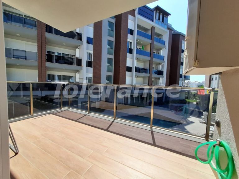 Apartment in Konyaaltı, Antalya with pool - buy realty in Turkey - 109044