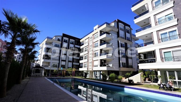 Apartment in Konyaaltı, Antalya with pool - buy realty in Turkey - 109197