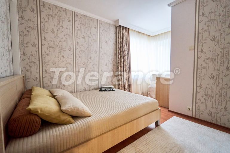 Apartment in Konyaaltı, Antalya with sea view with pool - buy realty in Turkey - 117038