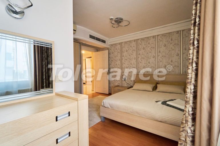 Apartment in Konyaaltı, Antalya with sea view with pool - buy realty in Turkey - 117040