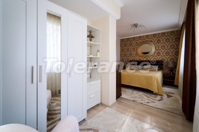 Apartment in Konyaaltı, Antalya with sea view with pool - buy realty in Turkey - 117044
