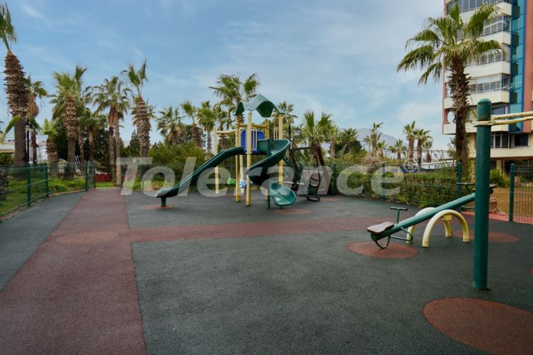 Apartment in Konyaaltı, Antalya with sea view with pool - buy realty in Turkey - 117064