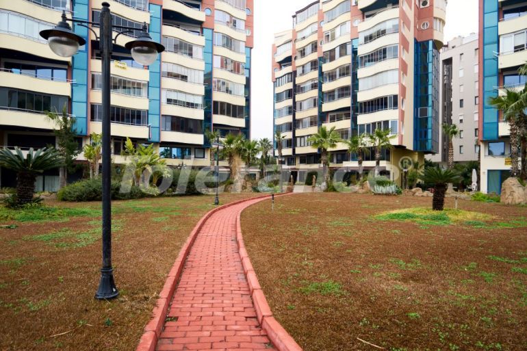 Apartment in Konyaaltı, Antalya with sea view with pool - buy realty in Turkey - 117065