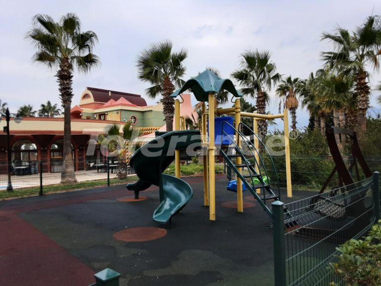 Apartment in Konyaaltı, Antalya with sea view with pool - buy realty in Turkey - 117076