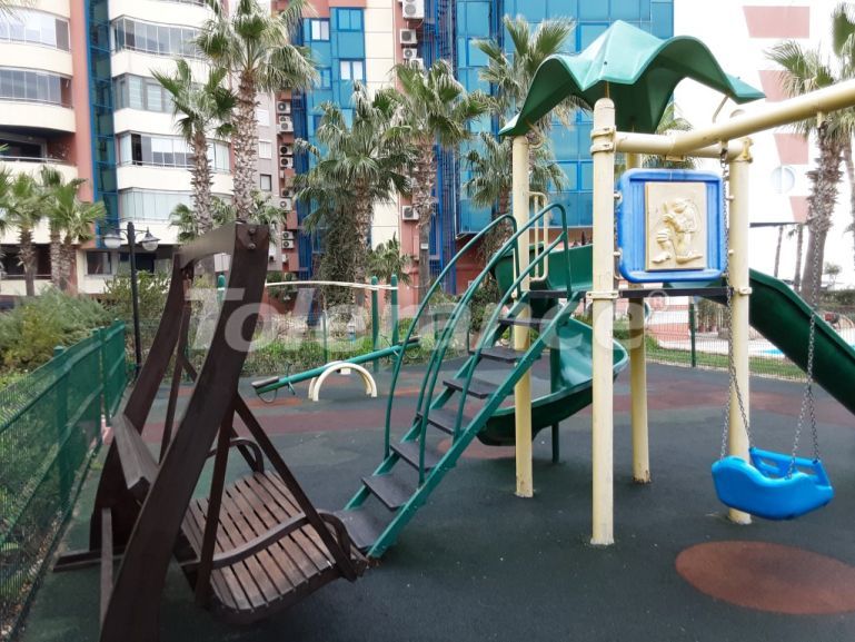 Apartment in Konyaaltı, Antalya with sea view with pool - buy realty in Turkey - 117077