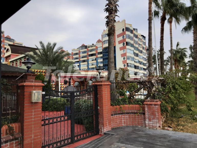 Apartment in Konyaaltı, Antalya with sea view with pool - buy realty in Turkey - 117082