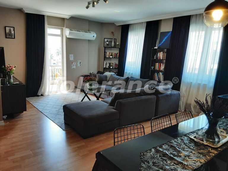 آپارتمان که در کونیاآلتی, آنتالیا - خرید ملک در ترکیه - 118109