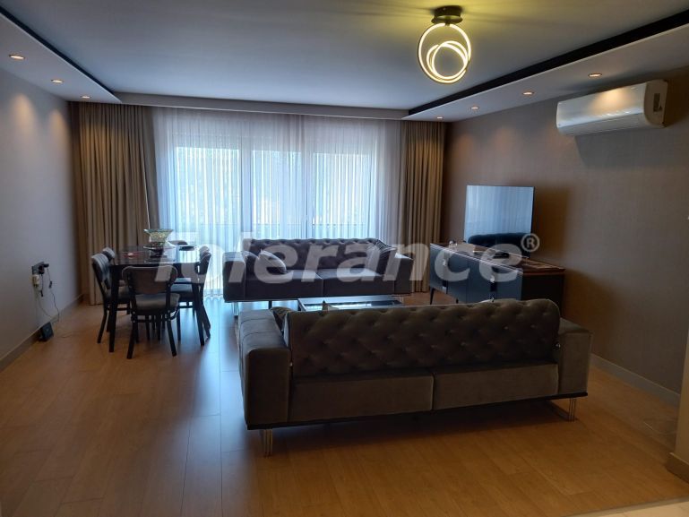 Apartment in Konyaaltı, Antalya with pool - buy realty in Turkey - 123841