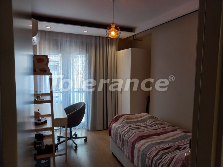 Apartment in Konyaaltı, Antalya with pool - buy realty in Turkey - 123845