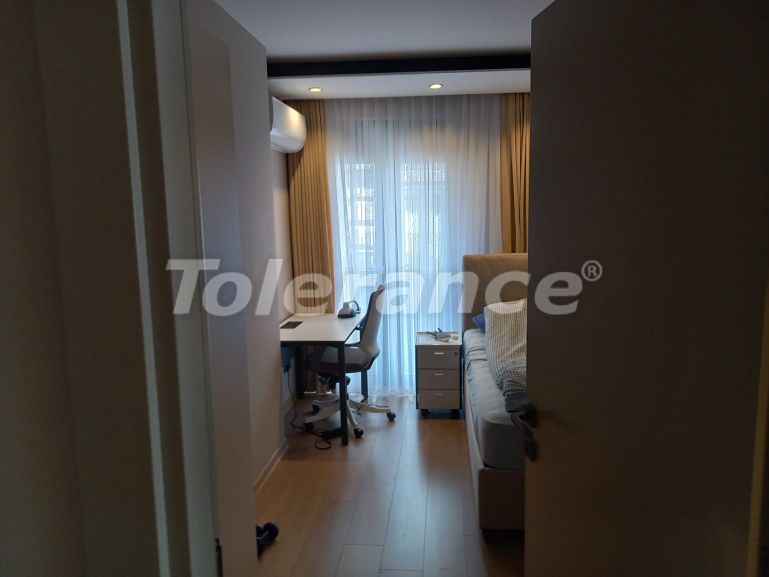 Apartment in Konyaaltı, Antalya with pool - buy realty in Turkey - 123847