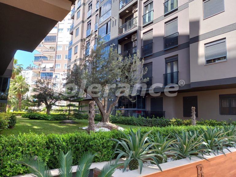 Apartment in Konyaaltı, Antalya with pool - buy realty in Turkey - 123866