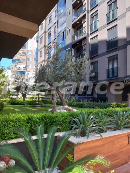 Apartment in Konyaaltı, Antalya with pool - buy realty in Turkey - 123867