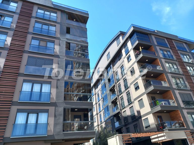 Apartment in Konyaaltı, Antalya with pool - buy realty in Turkey - 123873