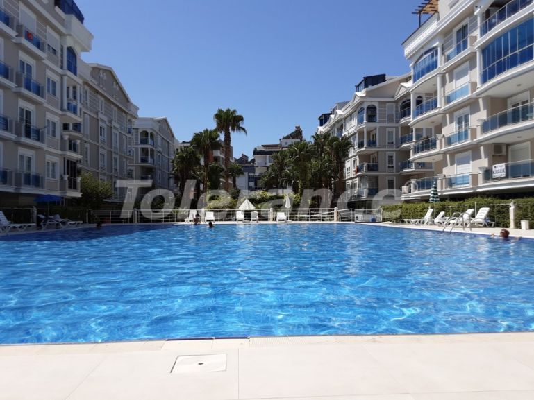 Apartment in Konyaaltı, Antalya with pool - buy realty in Turkey - 127474
