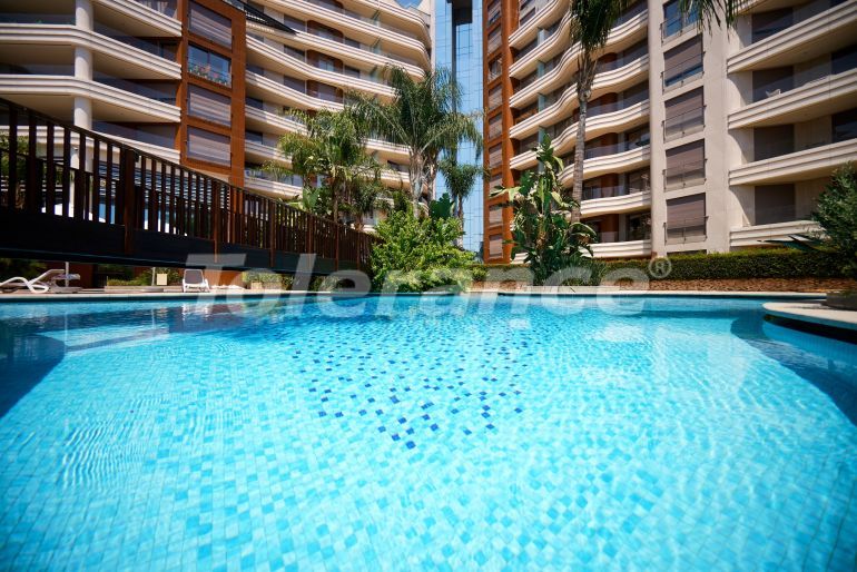 Apartment in Konyaaltı, Antalya with sea view with pool - buy realty in Turkey - 128947