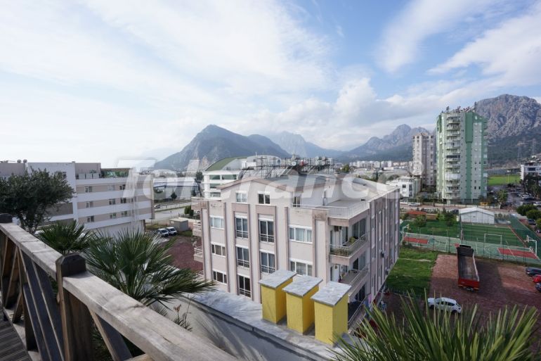 Apartment in Konyaaltı, Antalya with pool - buy realty in Turkey - 130063