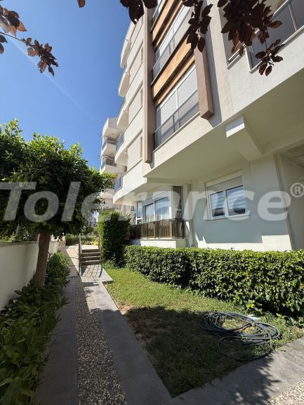 Apartment in Konyaaltı, Antalya with pool - buy realty in Turkey - 131239