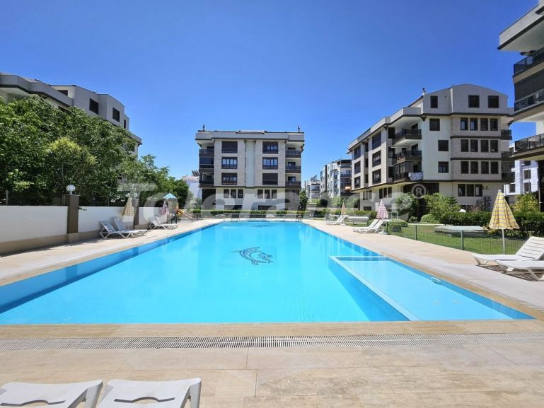 Apartment in Konyaaltı, Antalya with pool - buy realty in Turkey - 132194