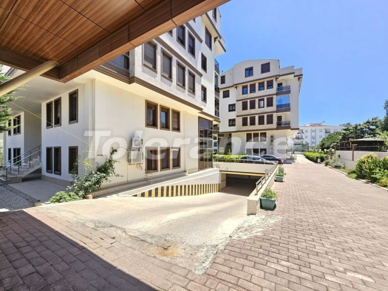 Apartment in Konyaaltı, Antalya with pool - buy realty in Turkey - 132213