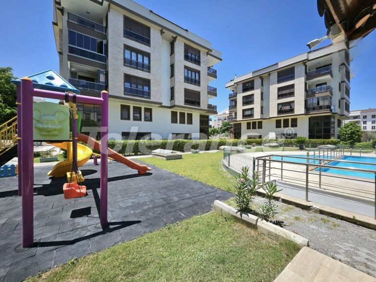 Apartment in Konyaaltı, Antalya with pool - buy realty in Turkey - 132214