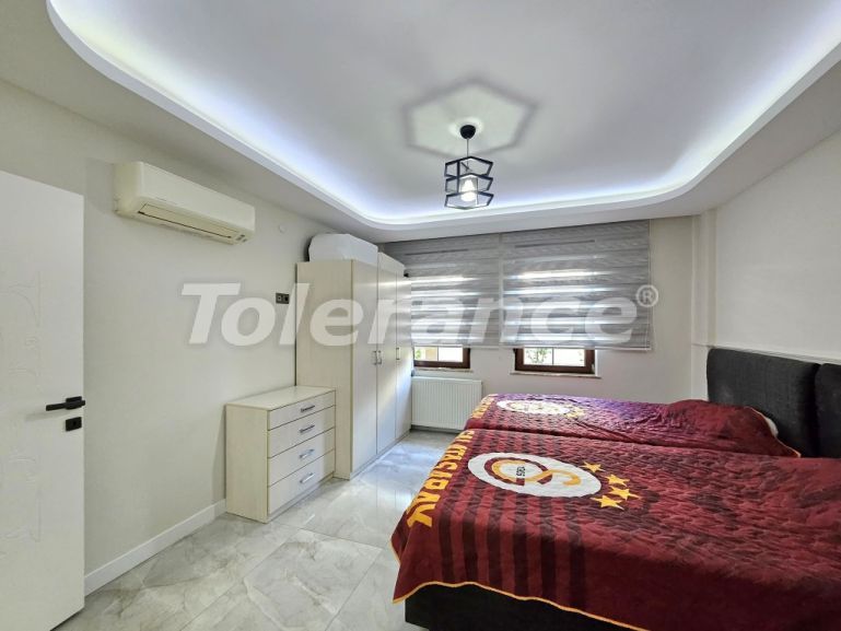 Apartment in Konyaaltı, Antalya with pool - buy realty in Turkey - 132231