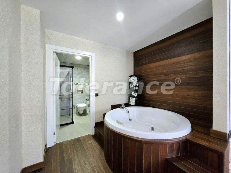 Apartment in Konyaaltı, Antalya with pool - buy realty in Turkey - 132232