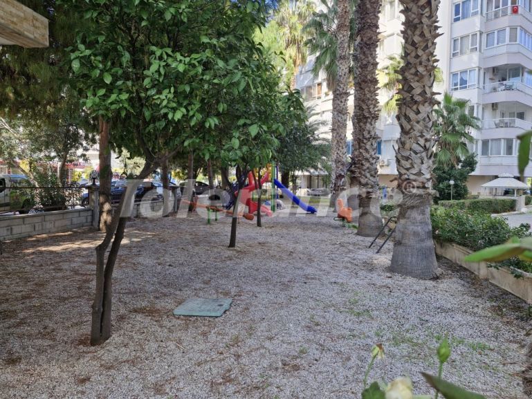 Apartment in Konyaaltı, Antalya - buy realty in Turkey - 132746