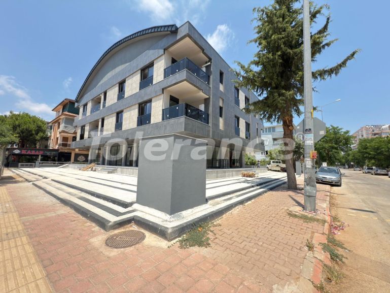 Apartment in Konyaaltı, Antalya - buy realty in Turkey - 134111