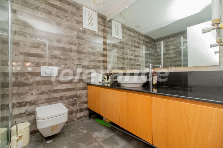 Apartment in Konyaaltı, Antalya with pool - buy realty in Turkey - 135175