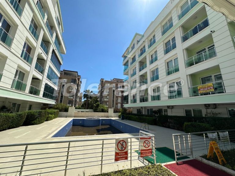 Apartment in Konyaaltı, Antalya with pool - buy realty in Turkey - 138830